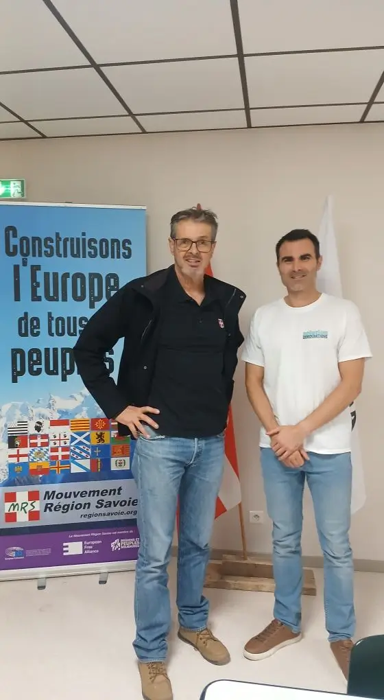 l albin guillaud, ilustré par photo lui avec daniel magnin maire de maxilly sur léman