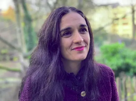 Clara Egger, candidate pressentie à l'élection présidentielle 2027 avec le parti pour la démocratie directe Solution Démocratique